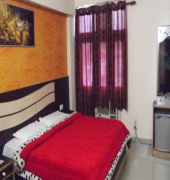 Suvidha Deluxe Hotel Haridwar Bagian luar foto